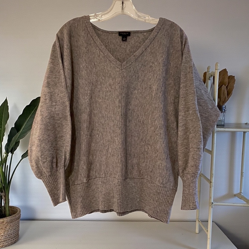 Ann Taylor Factory Women's Gray V Neck Balloon Sleeve Sweater Size L